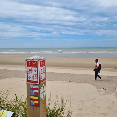 Appartement De Panne דירה