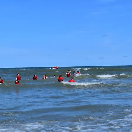 Appartement De Panne דירה *