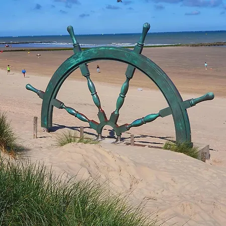 Appartement De Panne Апартаменты Де Панбархат